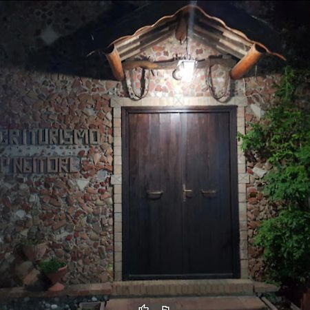 Luzzi Agriturismo Pingitore מראה חיצוני תמונה