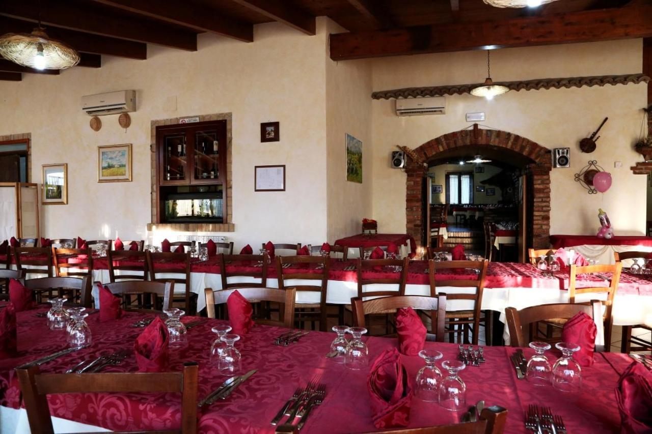 Luzzi Agriturismo Pingitore מראה חיצוני תמונה