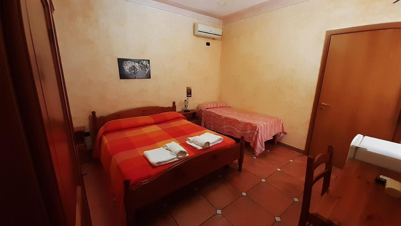 Luzzi Agriturismo Pingitore מראה חיצוני תמונה