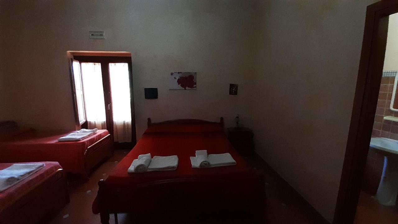 Luzzi Agriturismo Pingitore מראה חיצוני תמונה