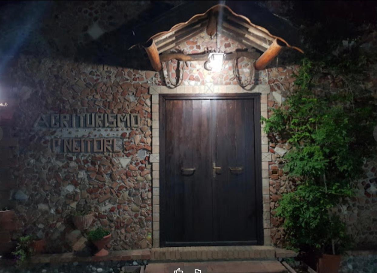 Luzzi Agriturismo Pingitore מראה חיצוני תמונה