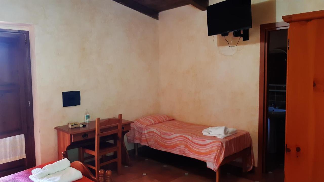 Luzzi Agriturismo Pingitore מראה חיצוני תמונה