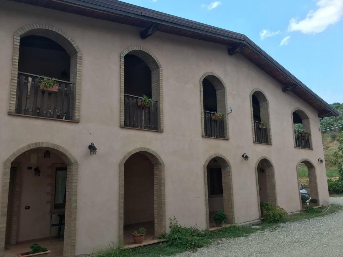 Luzzi Agriturismo Pingitore מראה חיצוני תמונה
