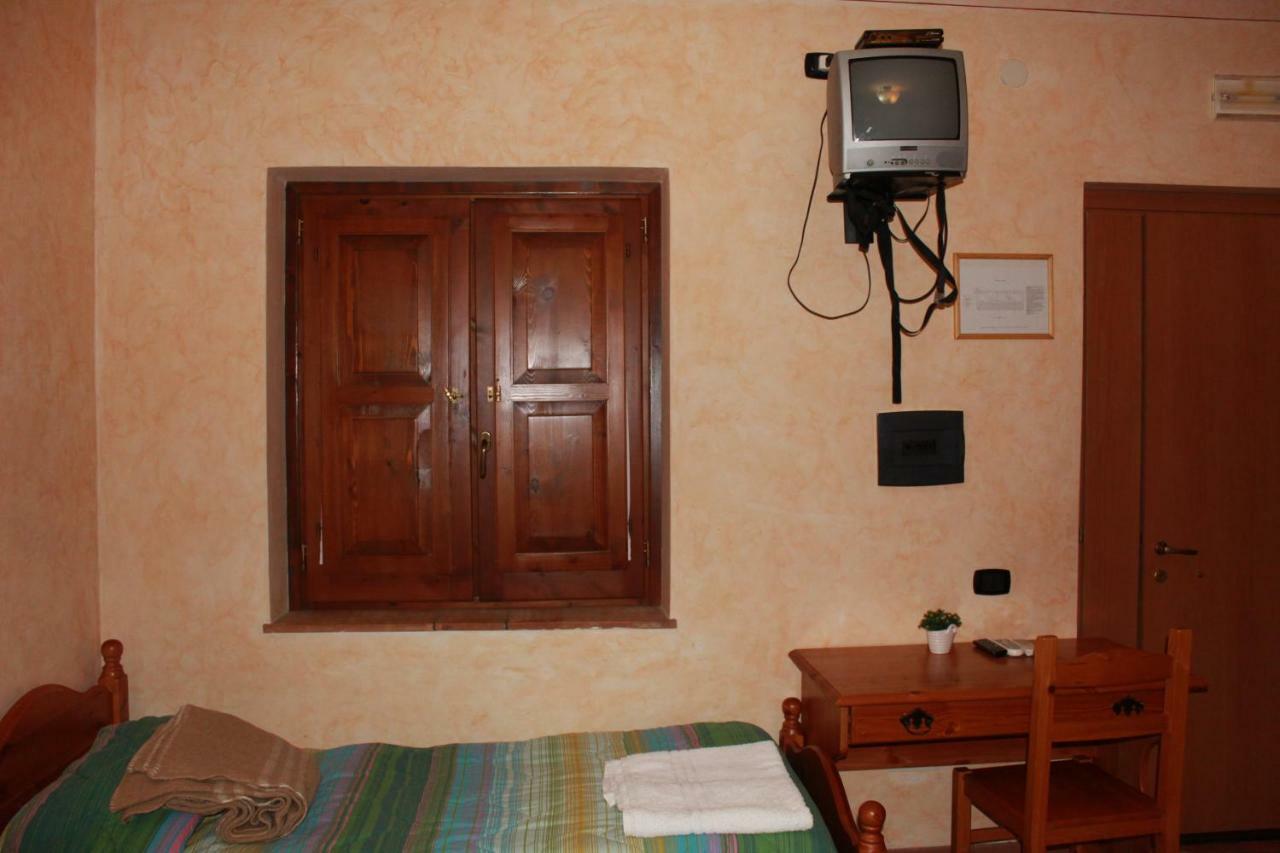 Luzzi Agriturismo Pingitore מראה חיצוני תמונה